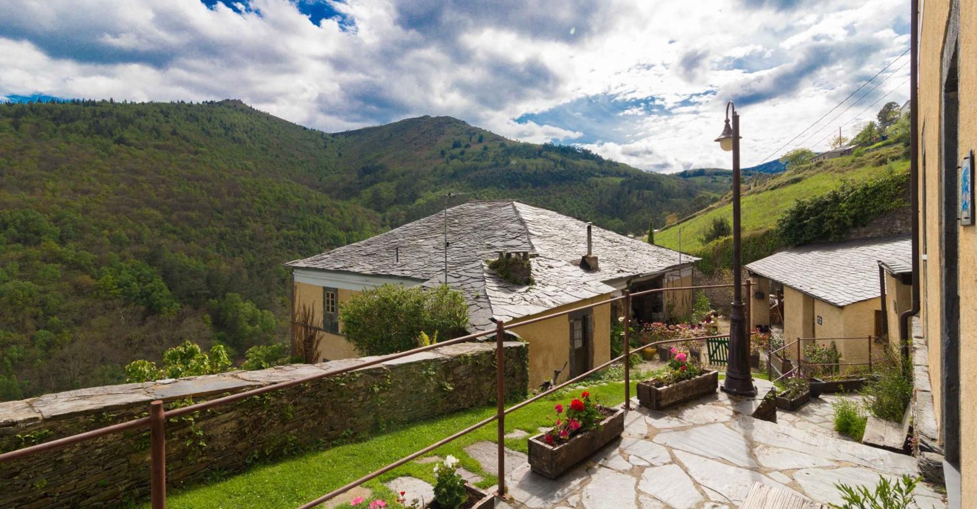 Apartamentos Rurales El Bosque De Las Vinas Boal Exterior photo